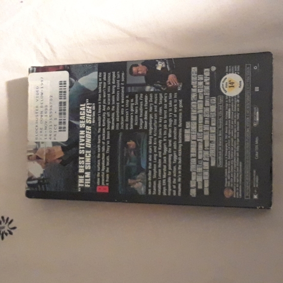 6/$15 Seven seagal 1997 Warner bros VHS video tape - Picture 3 of 7